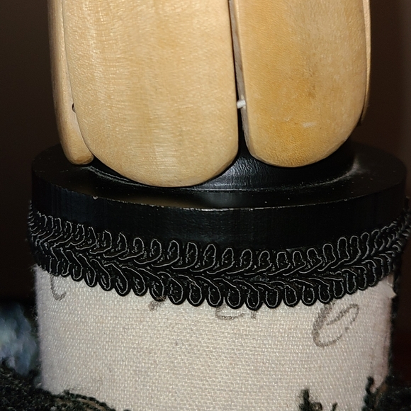 Jewelry Set - Picture 5 of 7